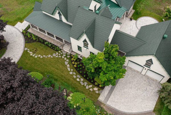 Manotick Landscaping Westmount Patio in Ottawa, by VS Landscape